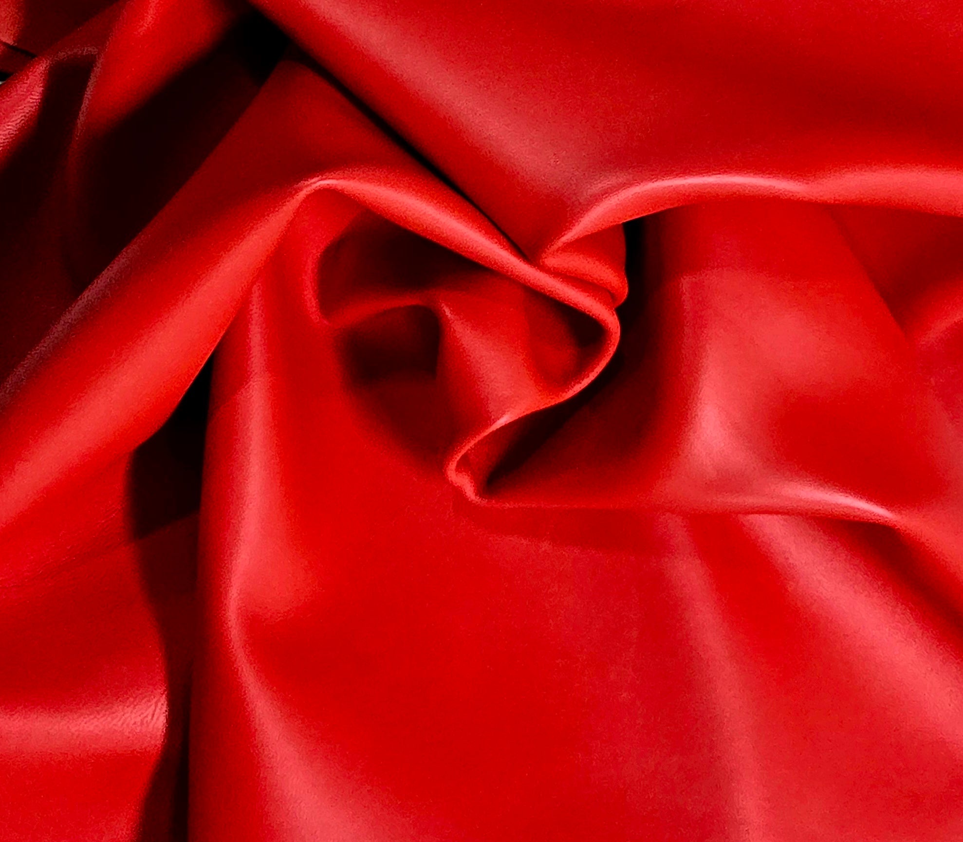 Lipstick Red 2 Oz Leather Lambskins