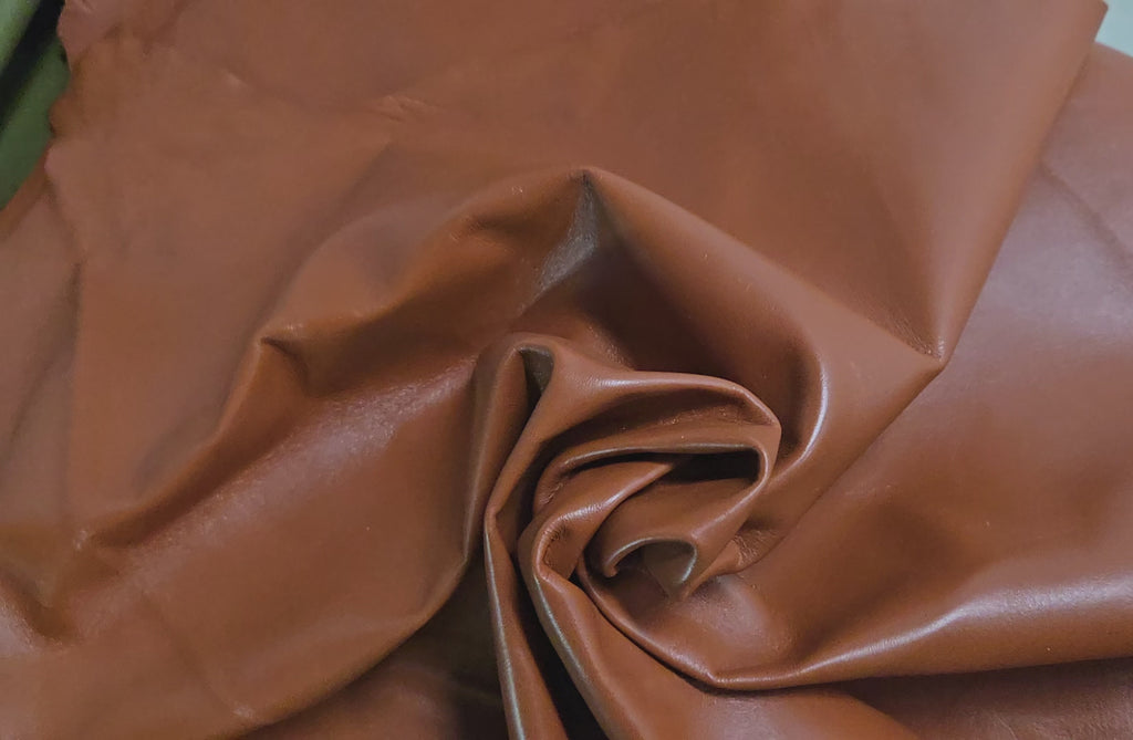 Chestnut Brown 1.5 Oz Leather Lambskins (5 Square Feet)