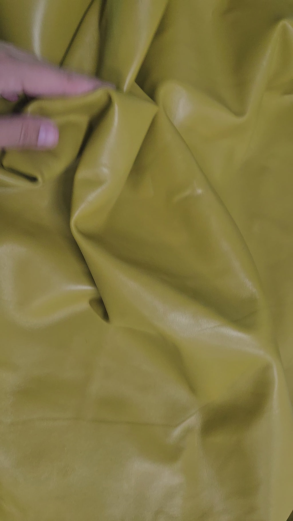 Goldenrod Yellow 2.5 Oz Leather Lambskins (8 Square Feet)