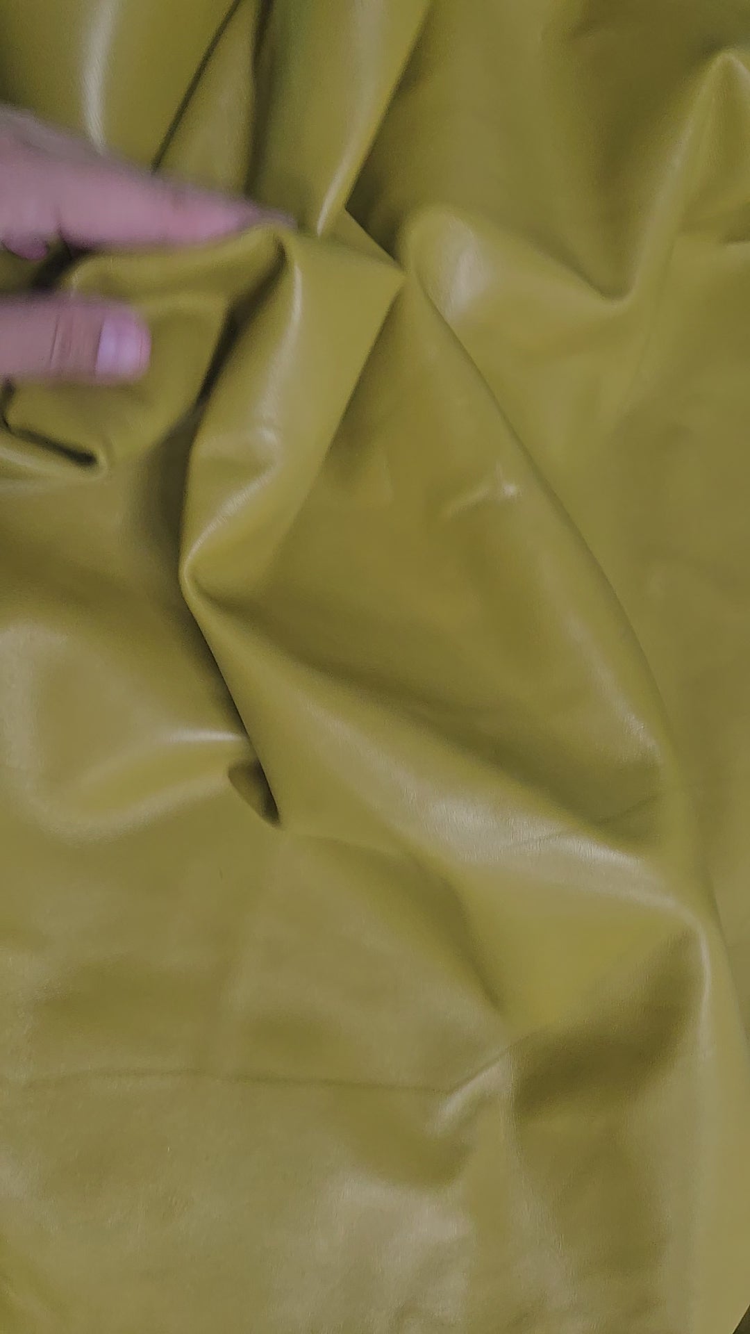 Goldenrod Yellow 2.5 Oz Leather Lambskins (8 Square Feet)