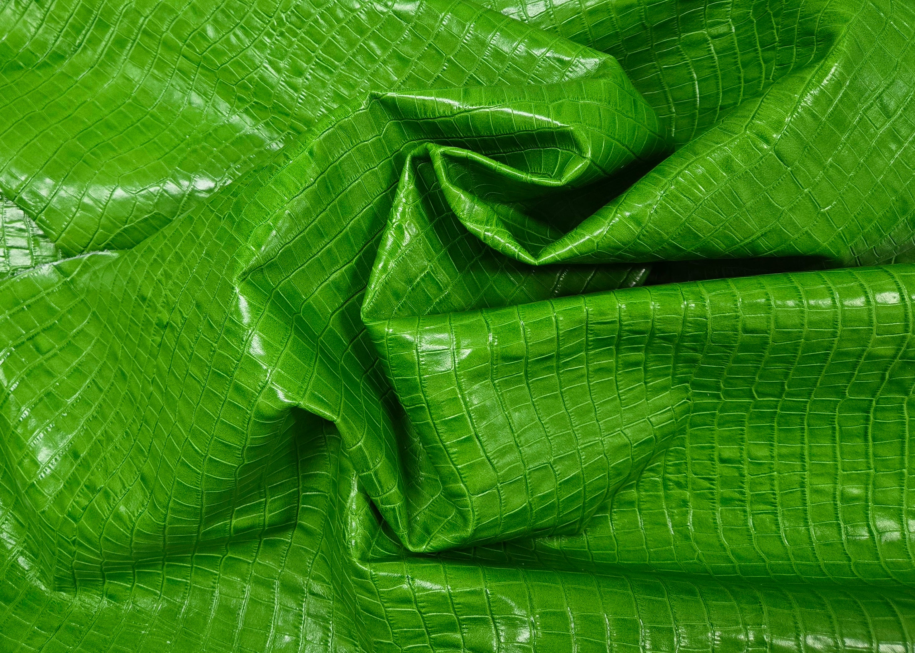 Lime Green Alligator Embossed 3 - 4 Oz Leather Quarter Hides (11 - 12 Square Feet)