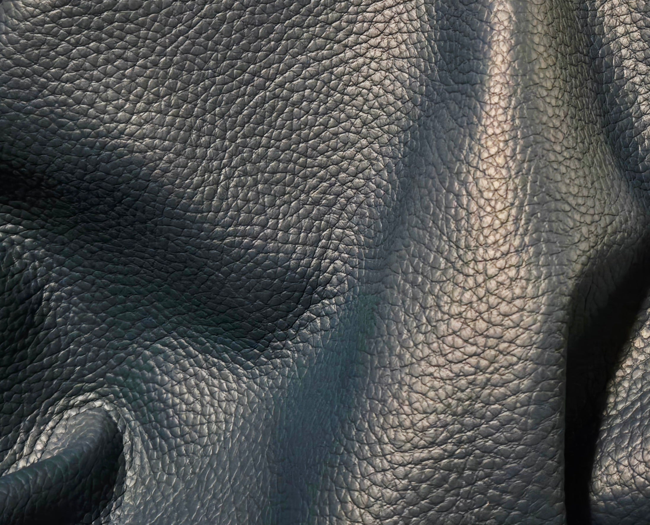 Premium Italian Pebble Grained 3 - 4 Oz Leathers - Quarter Hides Prussian Blue