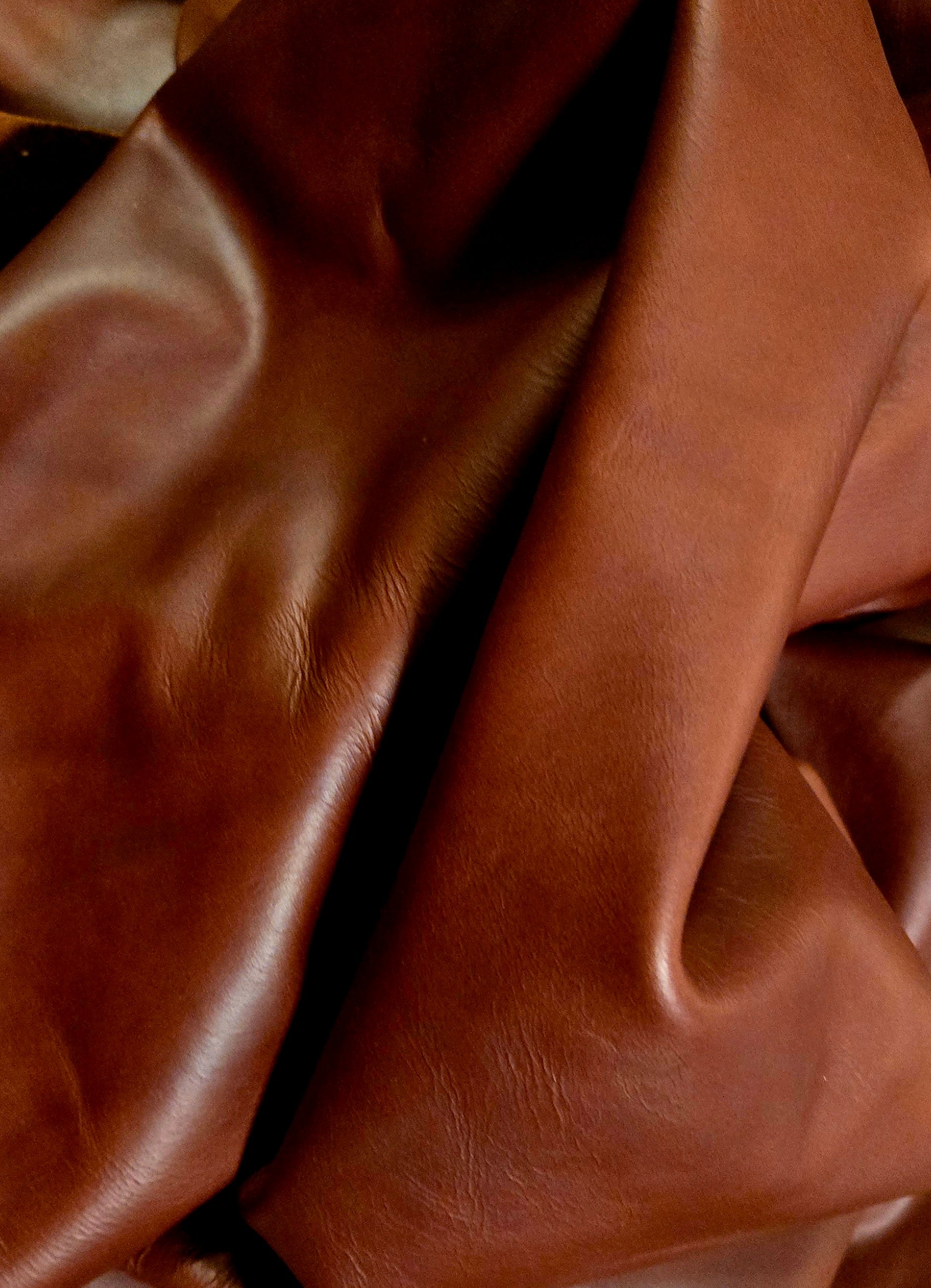 Reddish Brown Leather 1/2 Hide 3.5-4oz