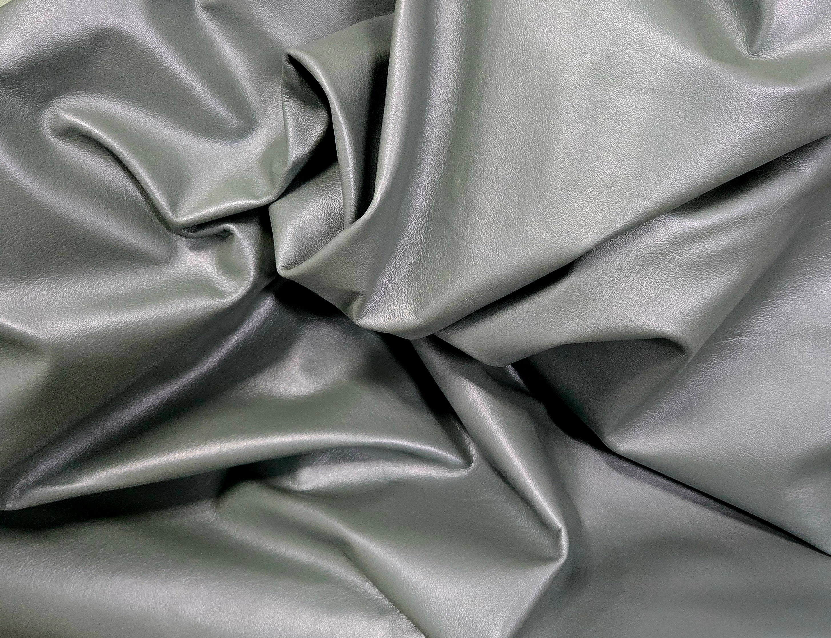 Pearlescent Slate Blue 3 Oz Leather Hides