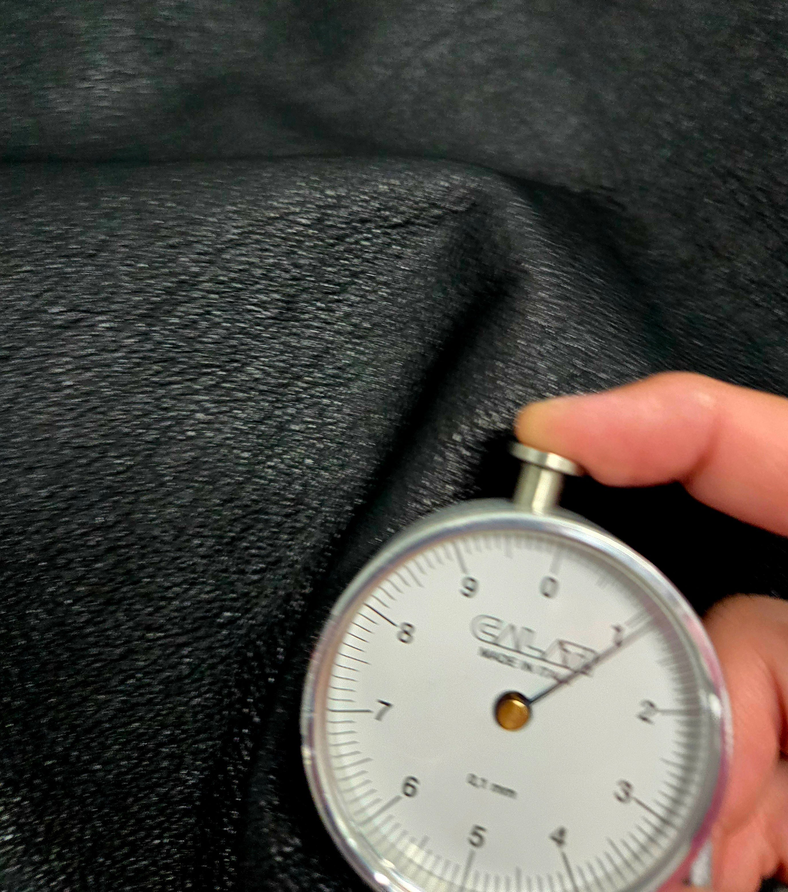 Black Italian Veg Tan 2 - 3 Oz Sheepskin Leather (7 - 9 Square Feet)
