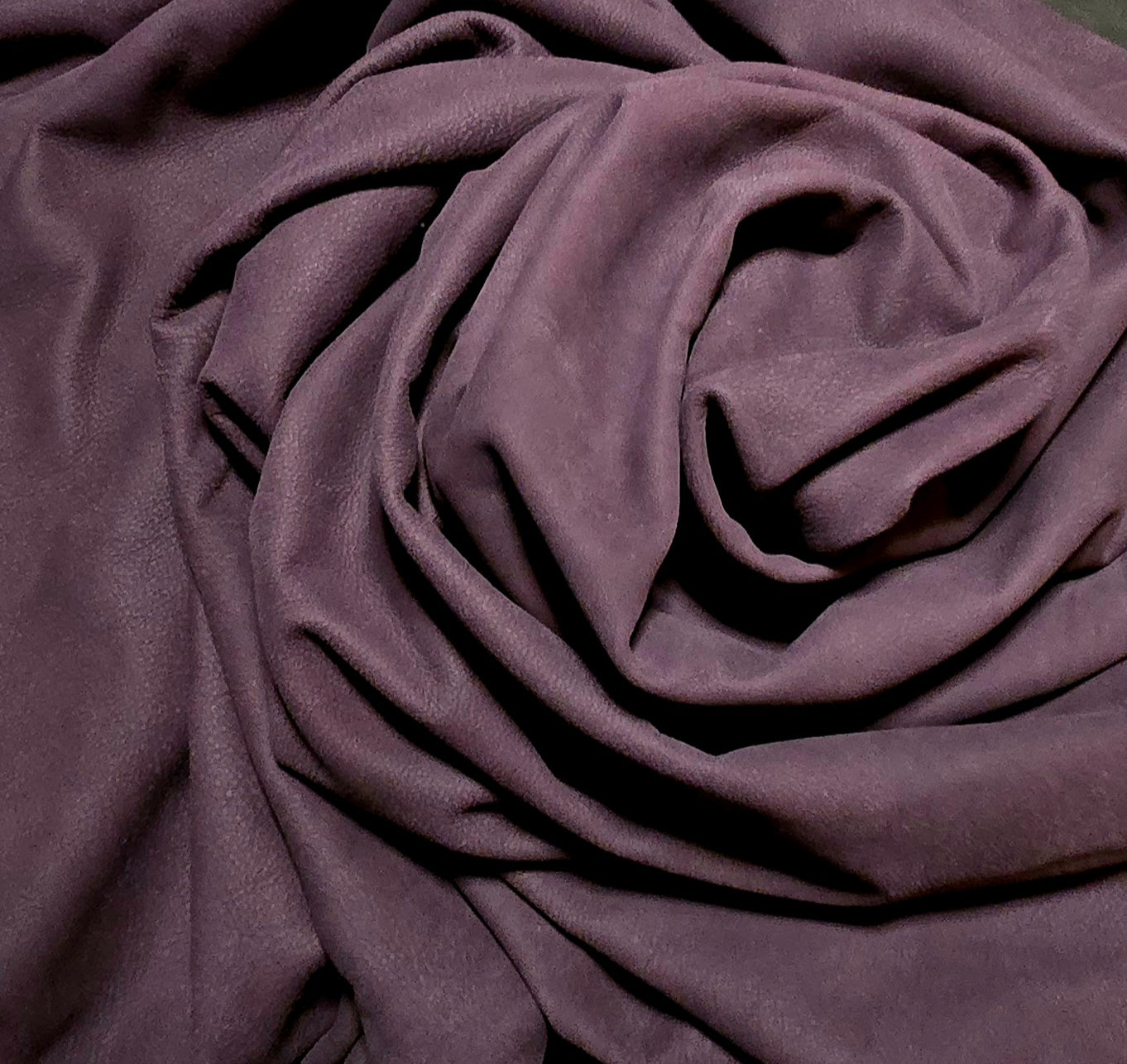Nubuck 2.5 Oz Leather Quarter Hides (12 Square Feet)