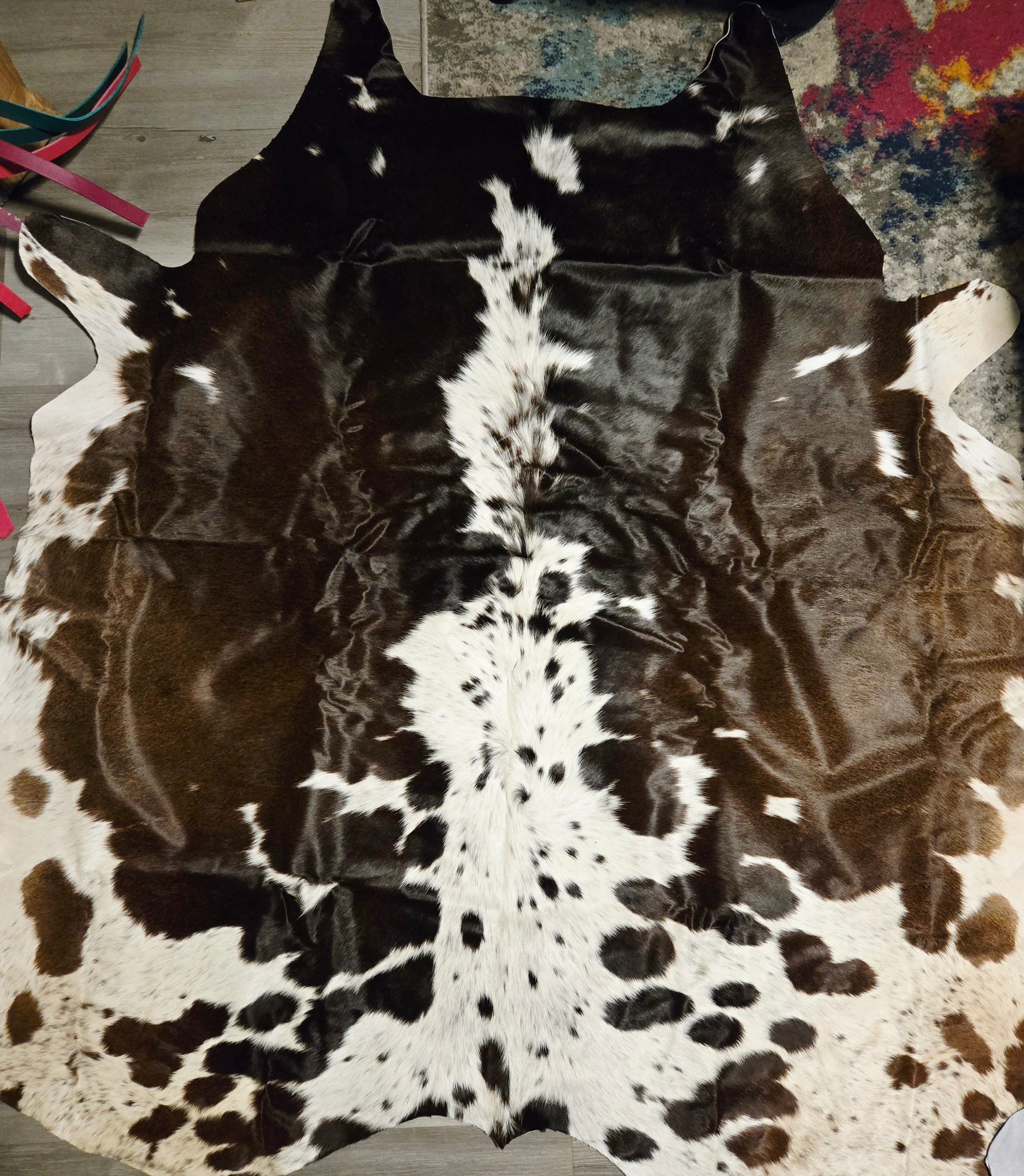 Chocolate Brown and White 3 Oz Leather Hair On Cowhide #3 (30 Square Feet)