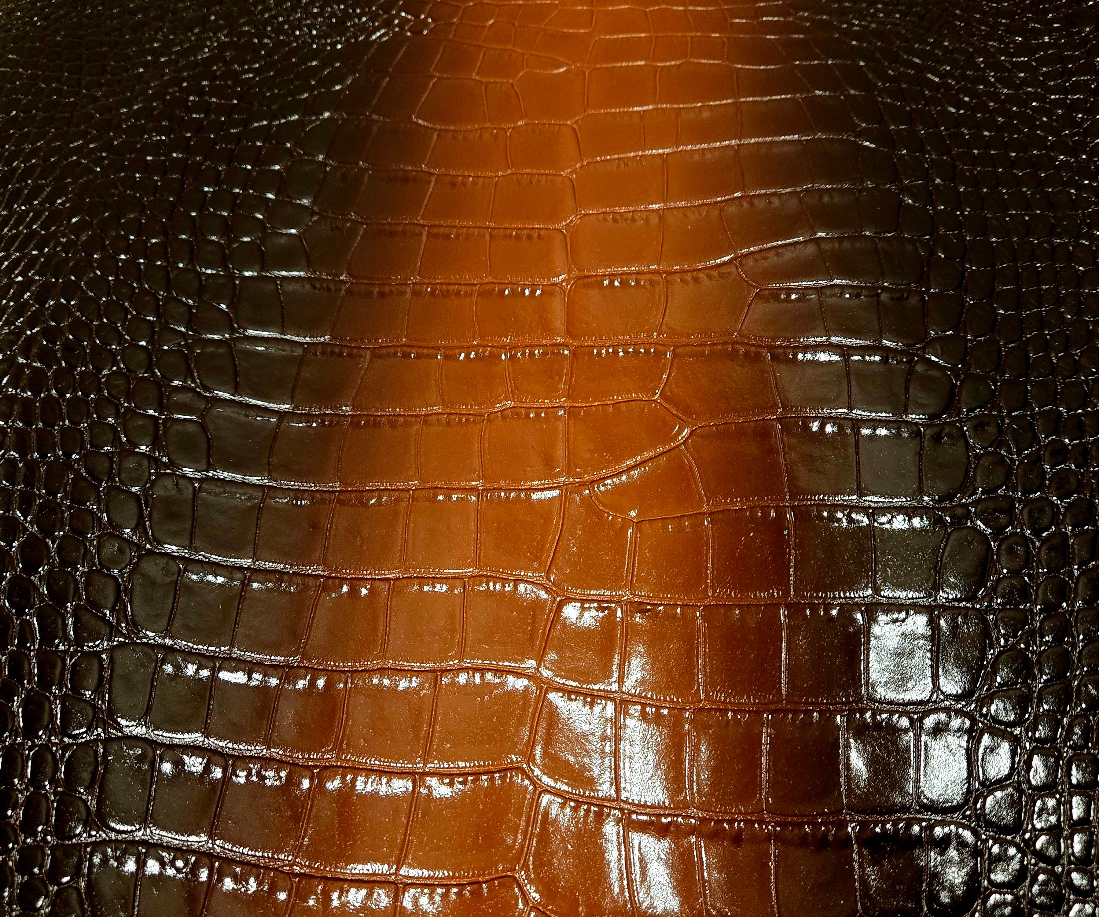 Himalayan Caramel Brown Crocodile Embossed Italian Leather Hide 16 - 17 Sq Ft
