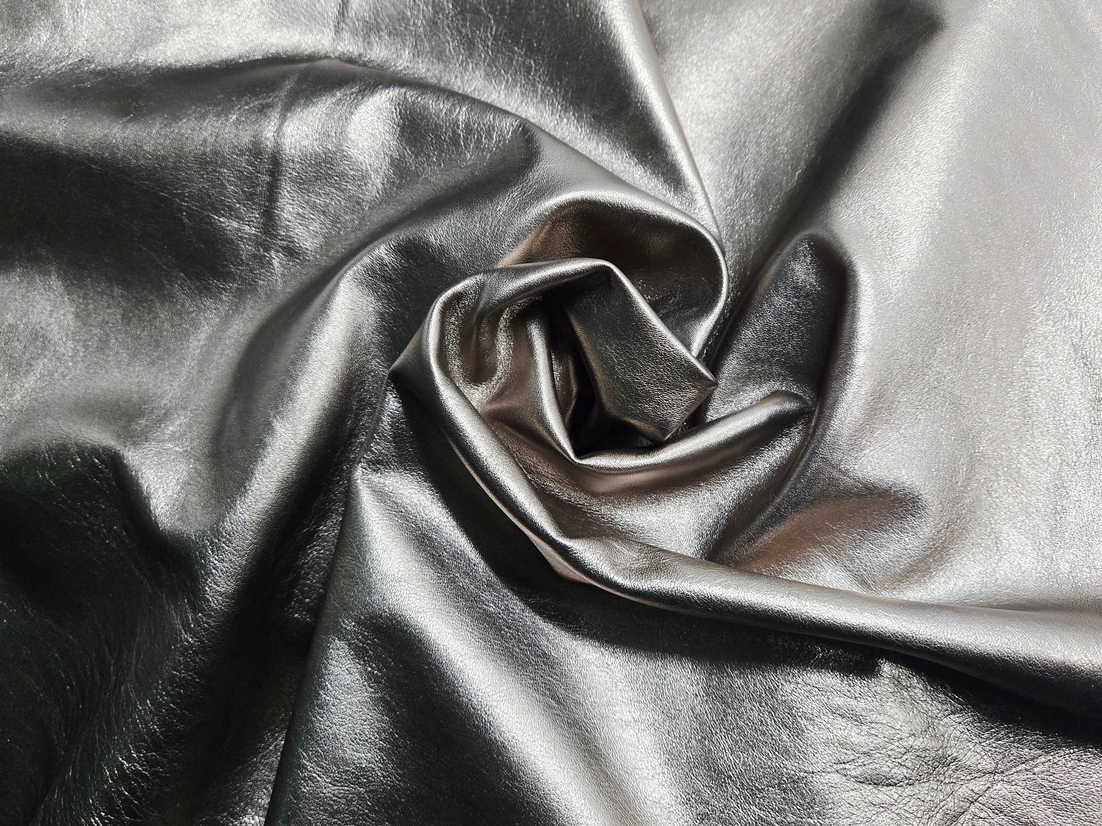 Black Gold 2 Oz Leather Lambskins (6 - 7 Square Feet)