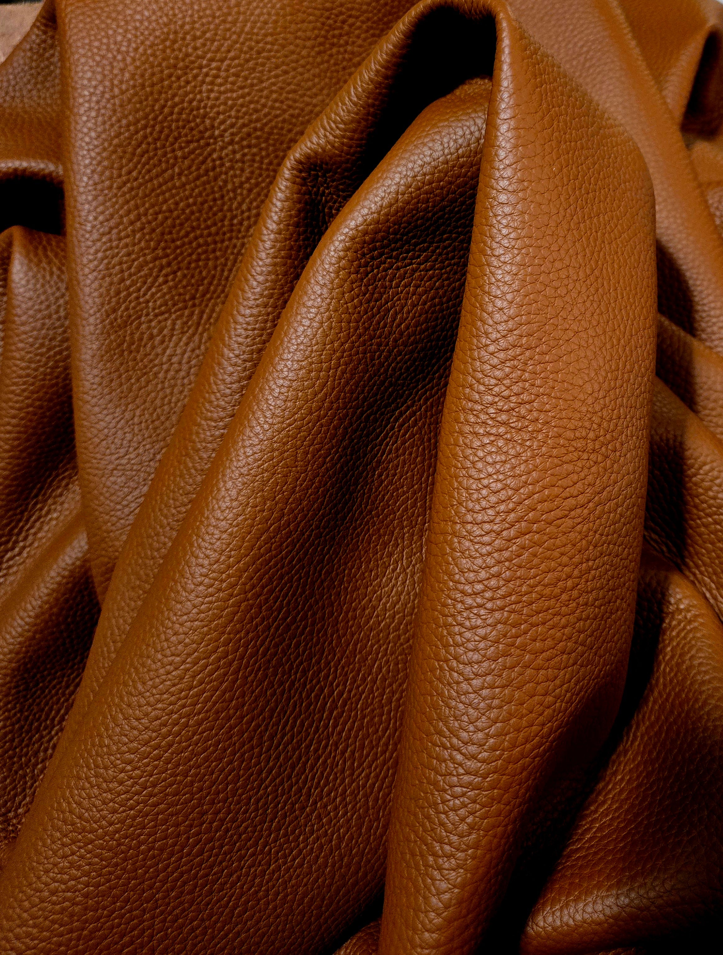 Premium Italian Pebble Grained Leathers 4oz - Quarter Hides